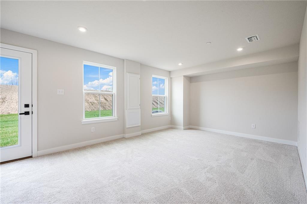108 Scenic Ridge Drive Venetia, PA 15367 - Photo 6 of 32 an empty room with windows