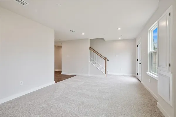 $399,990 | 108 Scenic Ridge Drive, Venetia, PA 15367