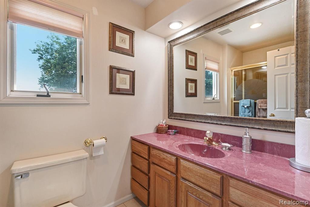 1116 Heatherwoode Road Flint, MI 48532 - Photo 22 of 27