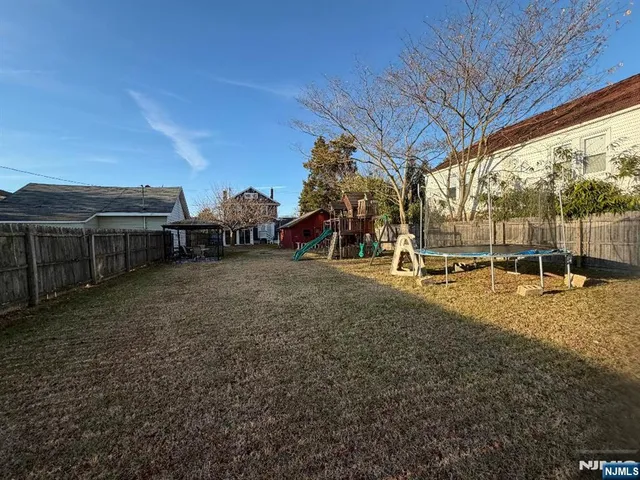 $2,500 | 140 North Broadway, Pennsville, NJ 08070