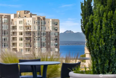 $410,000 | 2600 2nd Avenue, Unit 302, Seattle, WA 98121