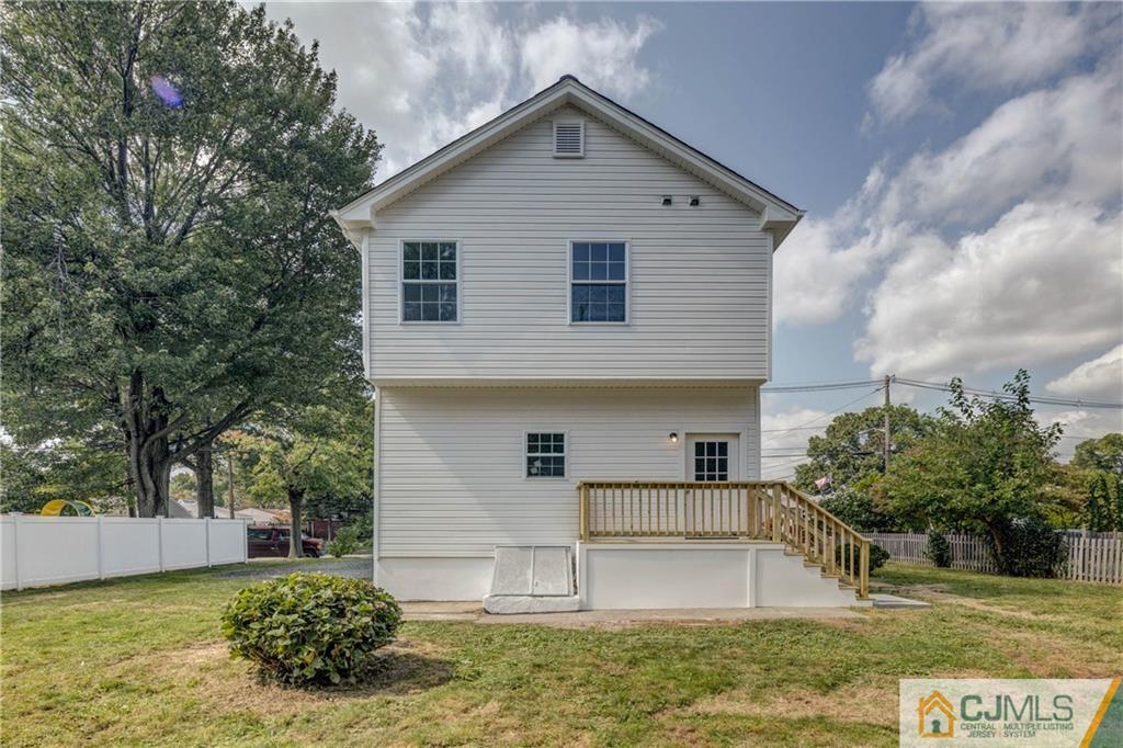 83 Old Road Sewaren, NJ 07077 - Photo 25 of 31