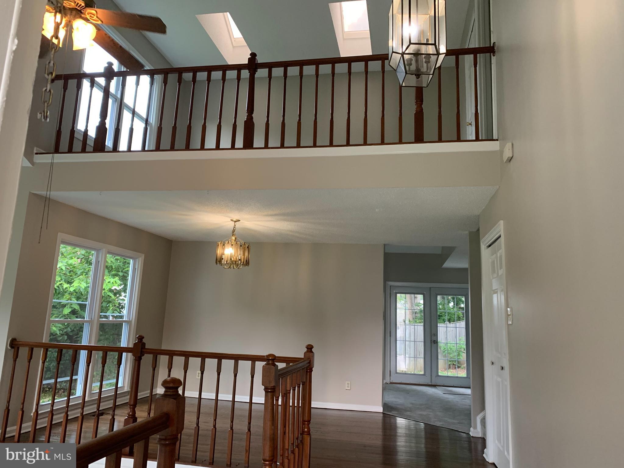 6728 Anders Terrace Springfield, VA 22151 - Photo 3 of 32