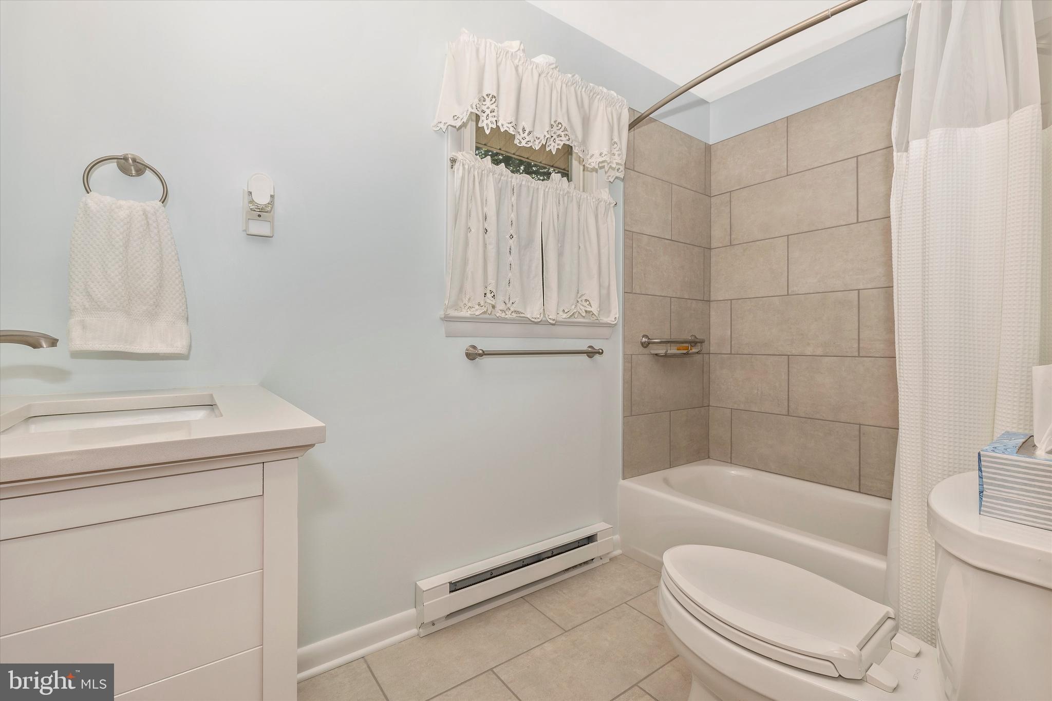 11057 Bennie Duncan Road Frederick, MD 21701 - Photo 38 of 89 Full updated hall bath