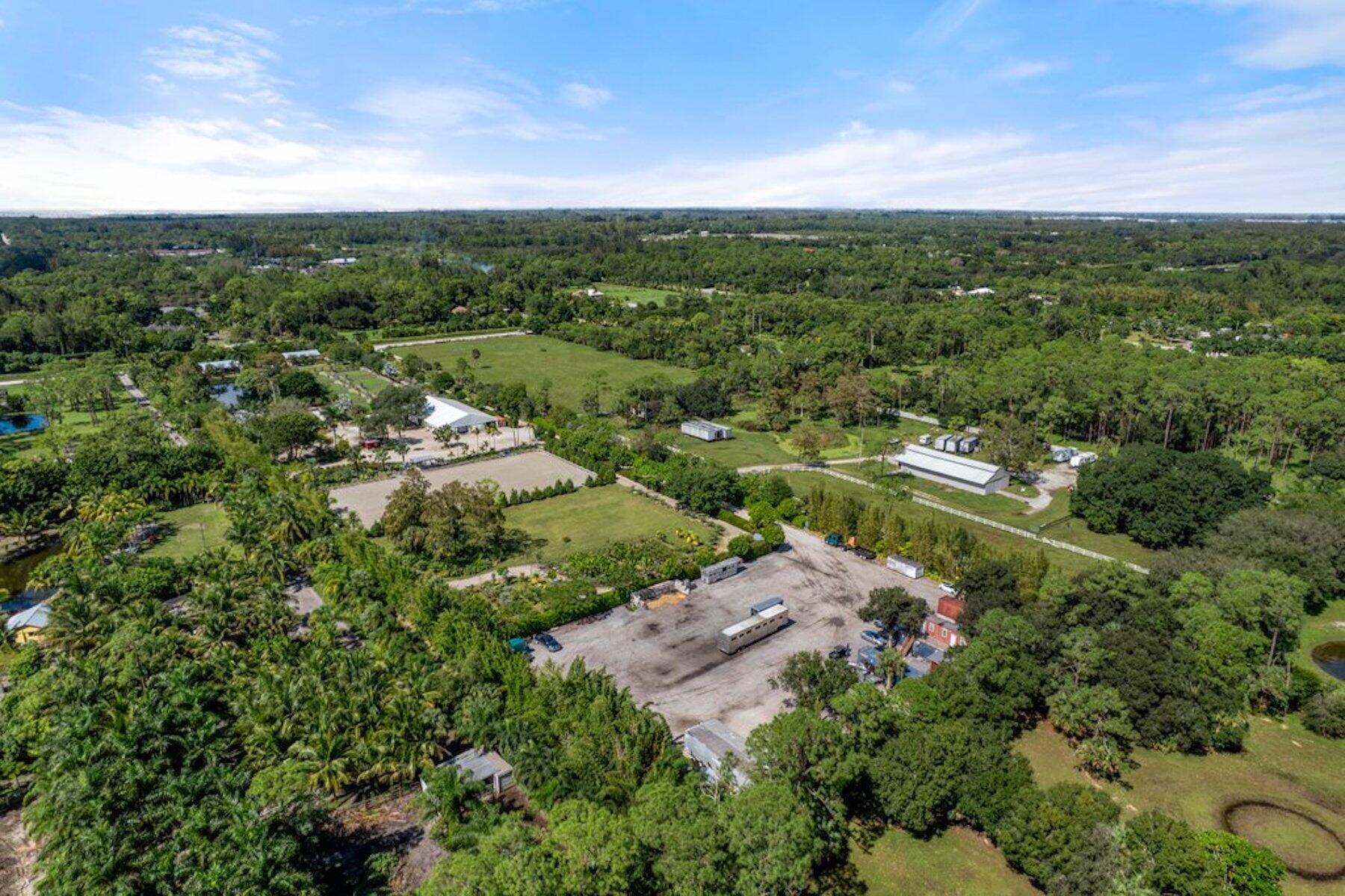 1754 B Road Loxahatchee, FL 33470 - Photo 8 of 32 dji_fly_20241021_124102_967_172953451916
