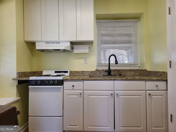 $1,200 | 3781 Happy Valley Circle, Newnan, GA 30263