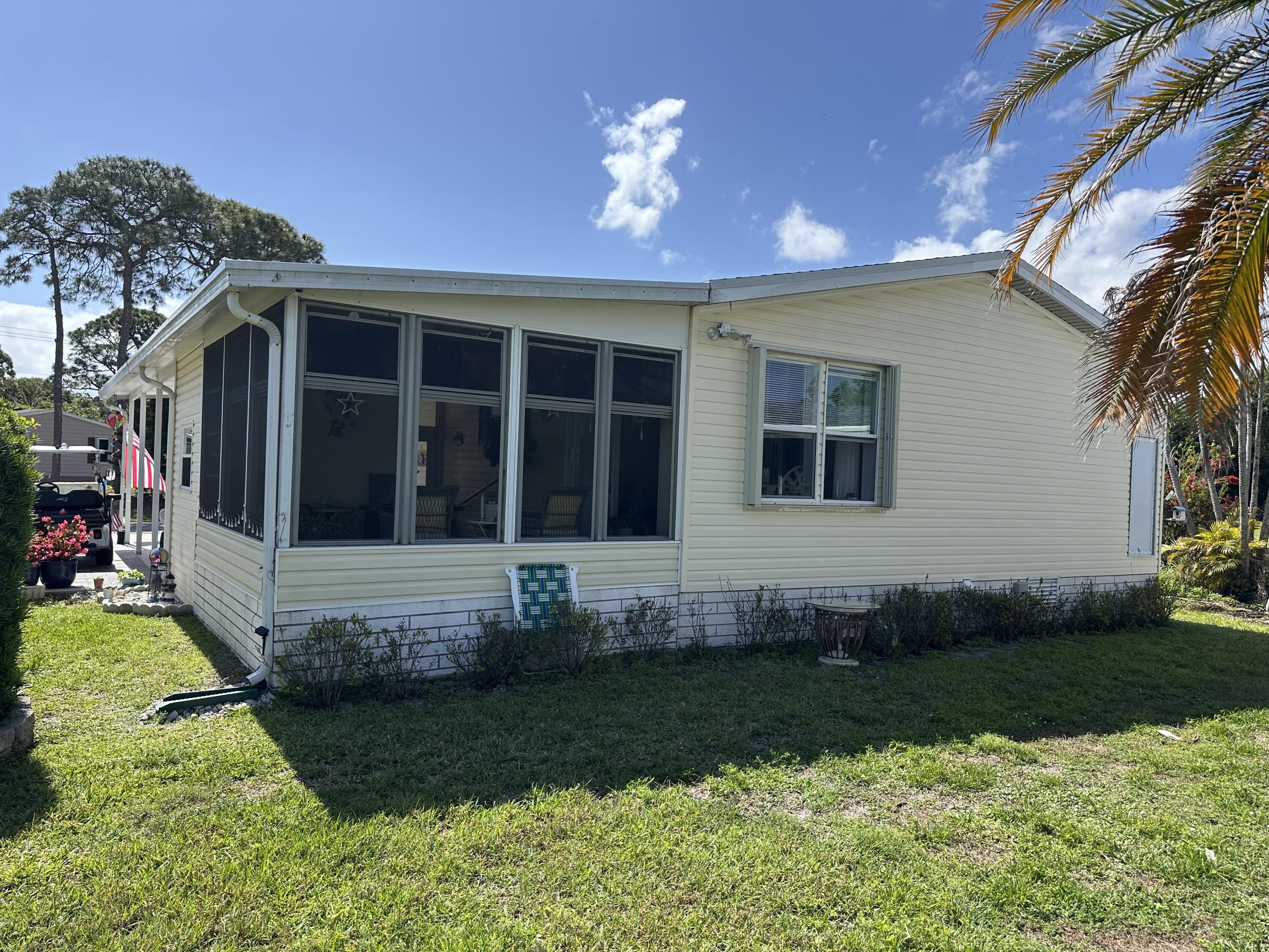 500 Thames Bluff Ridge, Unit 24 Fort Pierce, FL 34982 - Photo 2 of 16 IMG_8523