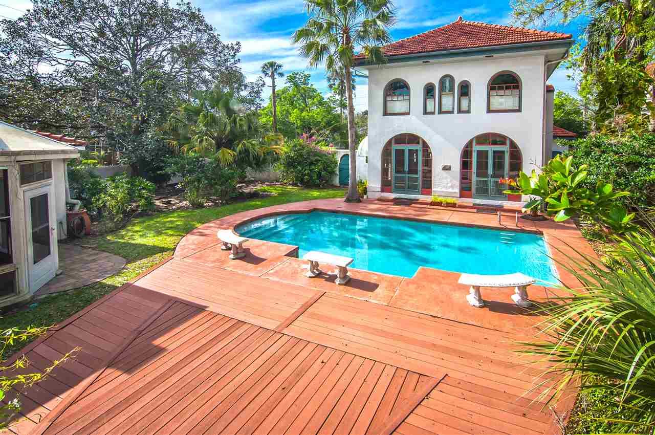 39 Valencia Street St. Augustine, FL 32084 - Photo 14 of 50 a front view of a house with swimming pool