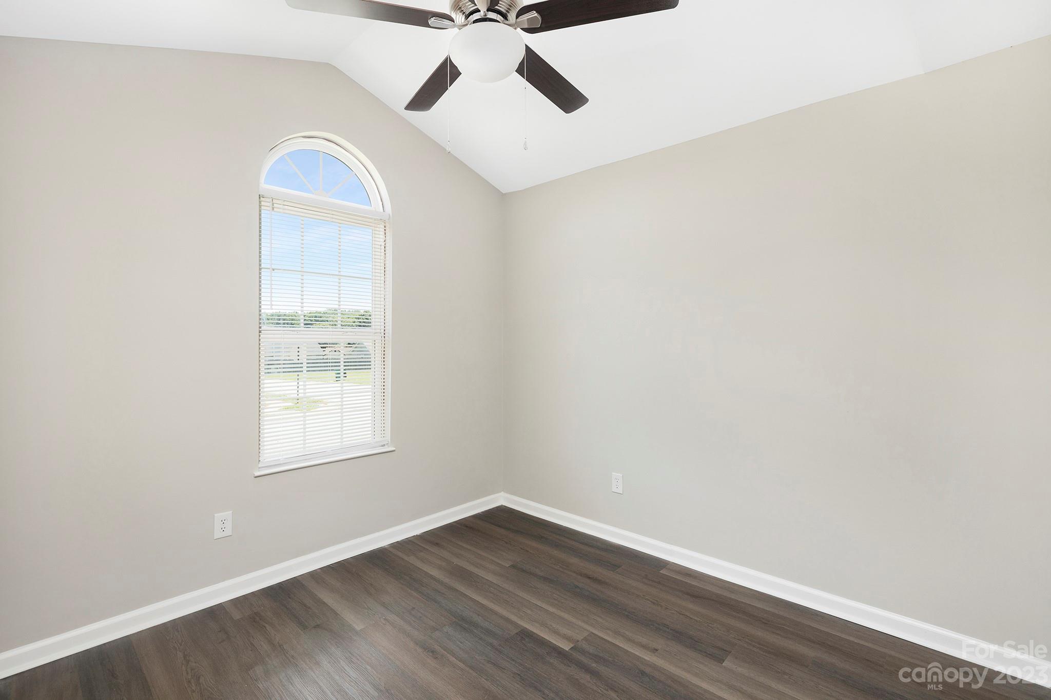 4403 Lothar Ridge Lane Charlotte, NC 28216 - Photo 12 of 17 Gallery Image 12