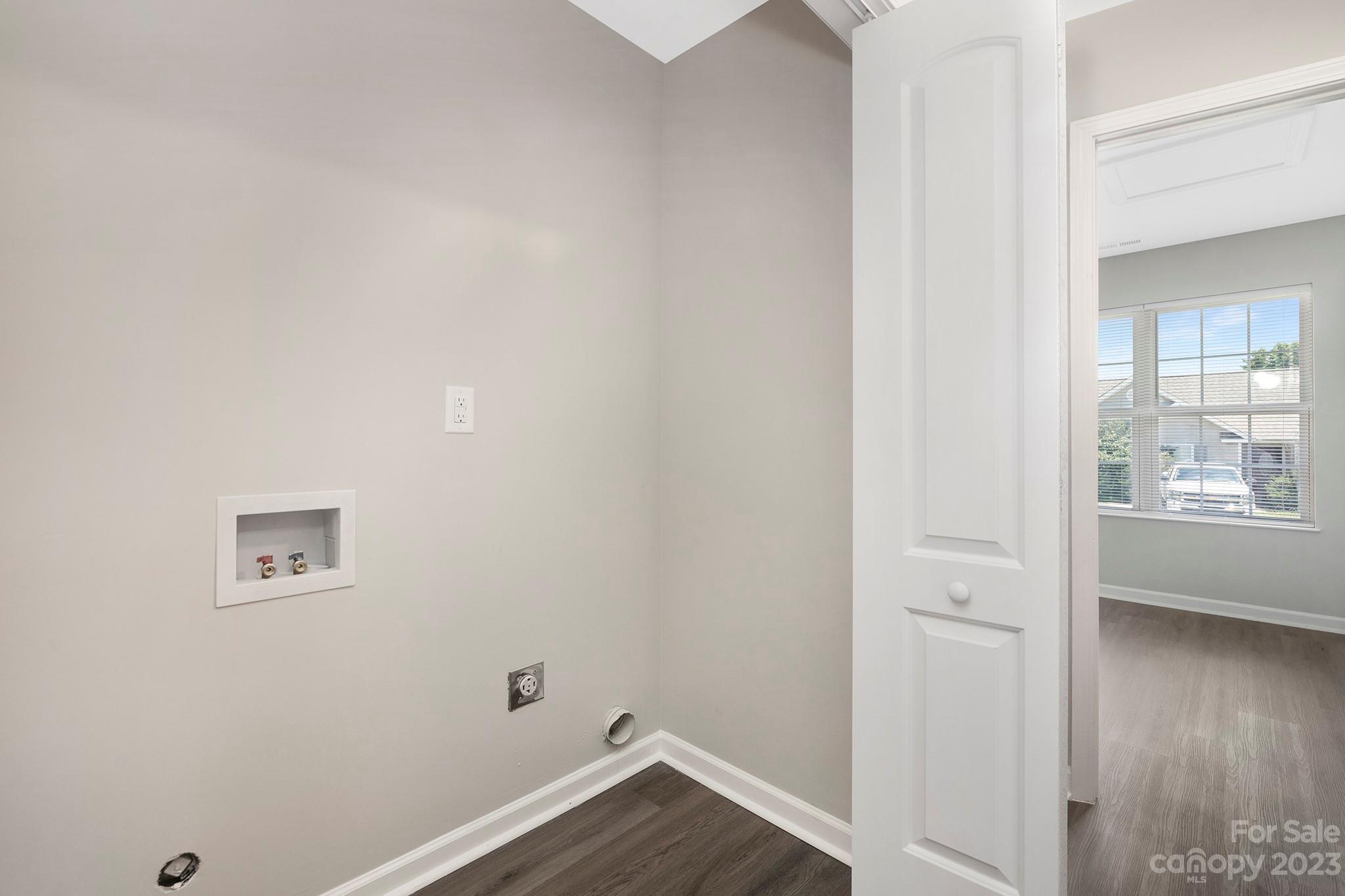 4403 Lothar Ridge Lane Charlotte, NC 28216 - Photo 13 of 17 Gallery Image 13