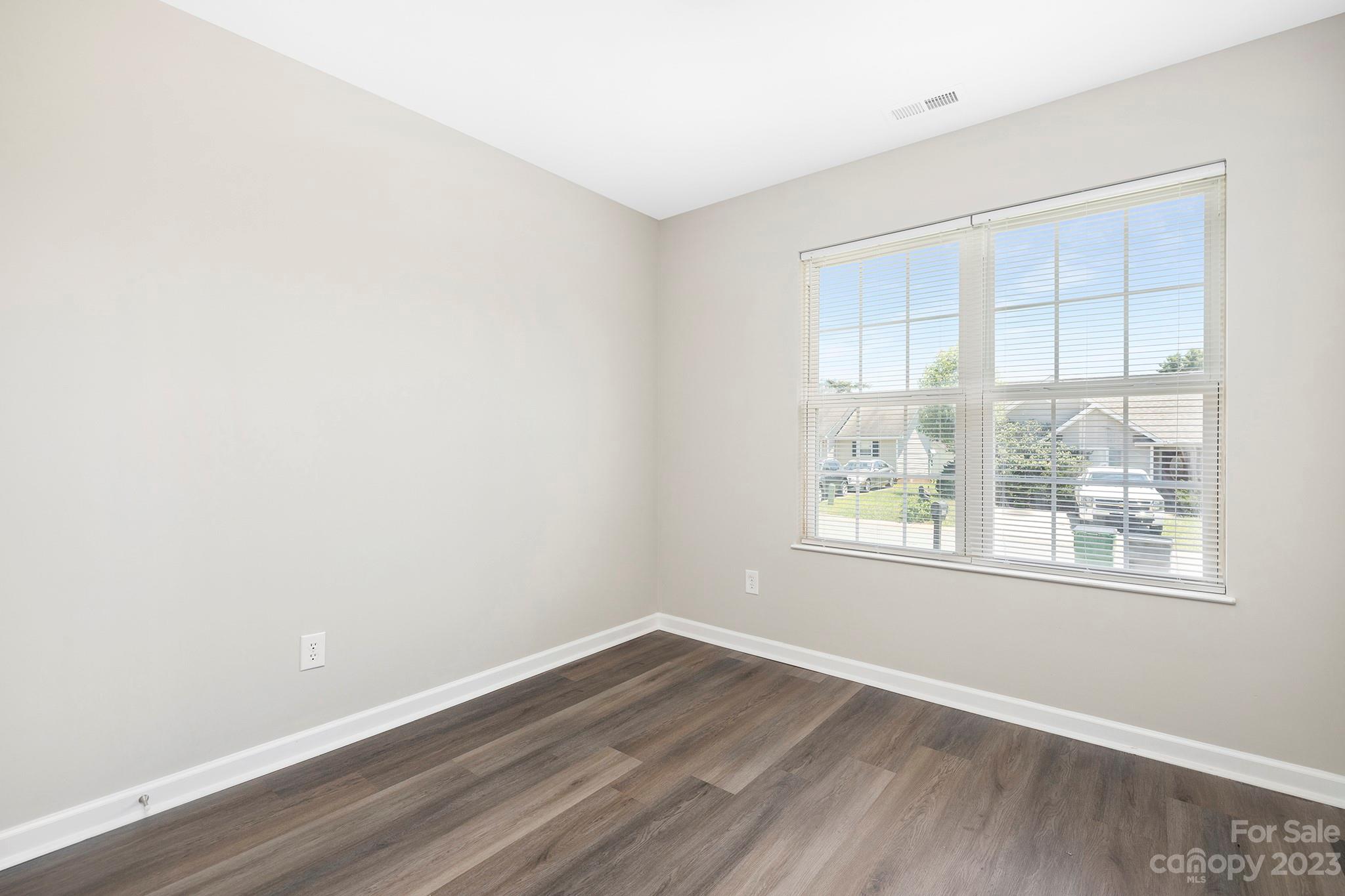 4403 Lothar Ridge Lane Charlotte, NC 28216 - Photo 15 of 17 Gallery Image 15
