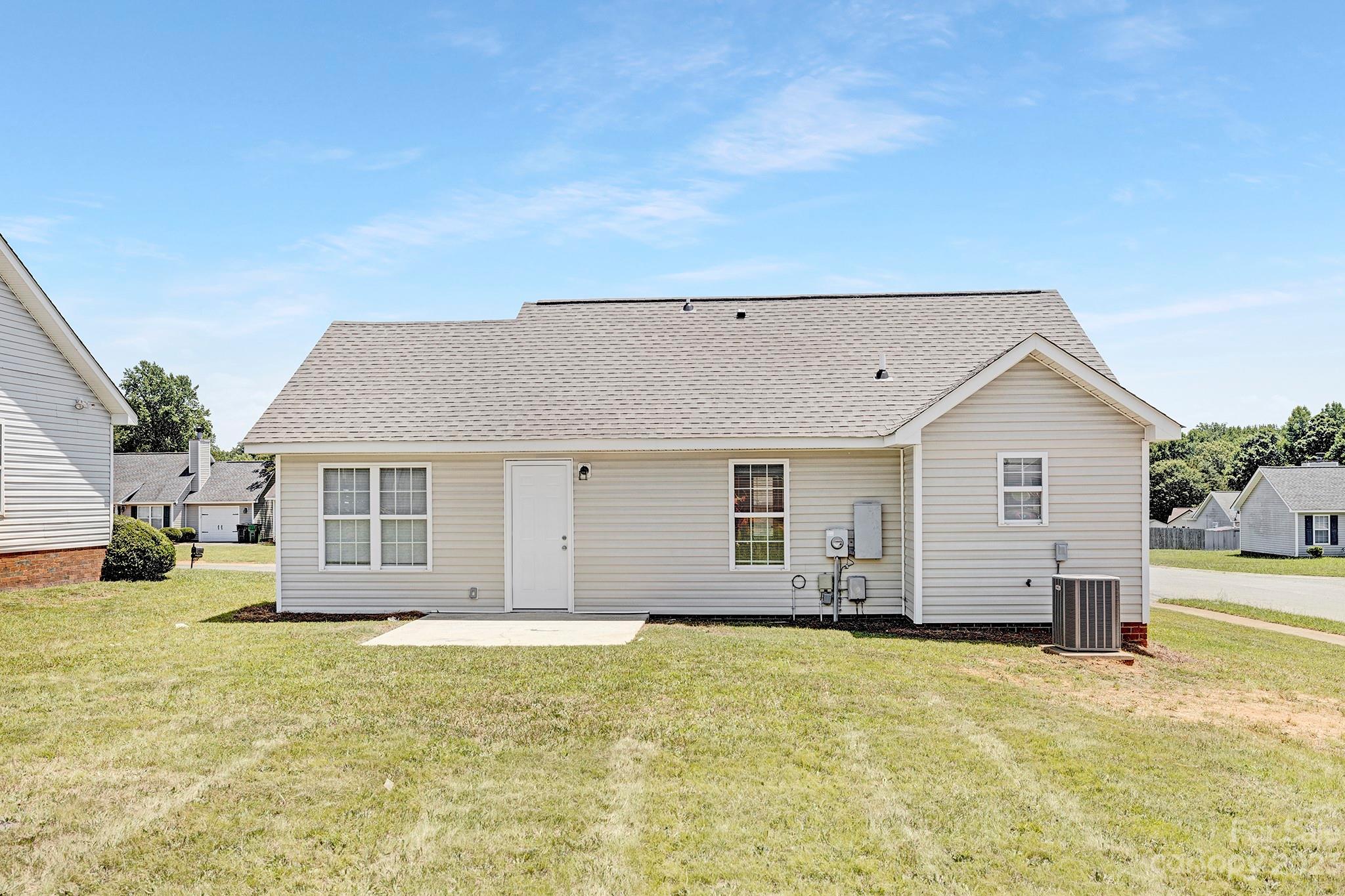 4403 Lothar Ridge Lane Charlotte, NC 28216 - Photo 16 of 17 Gallery Image 16