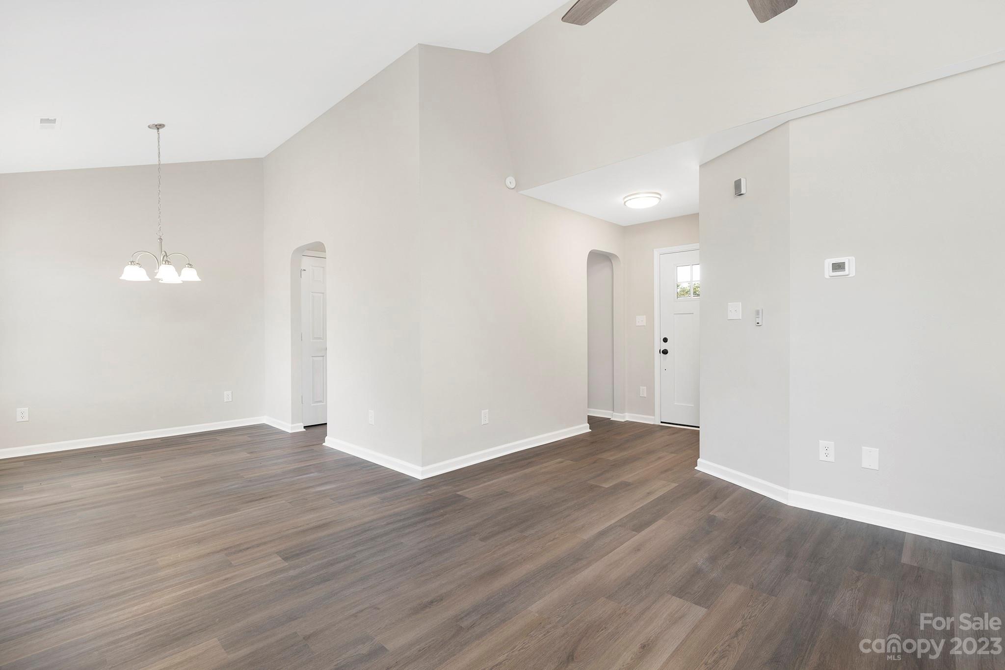 4403 Lothar Ridge Lane Charlotte, NC 28216 - Photo 6 of 17 Gallery Image 6