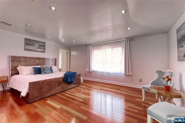 $3,788,000 | 91 Chestnut Ridge Road, Saddle River, NJ 07458