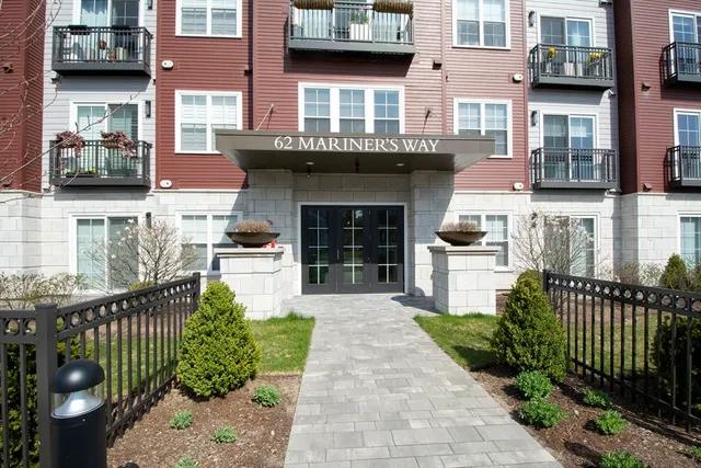 $499,900 | 62 Mariners Way, Unit 305, Plymouth, MA 02360