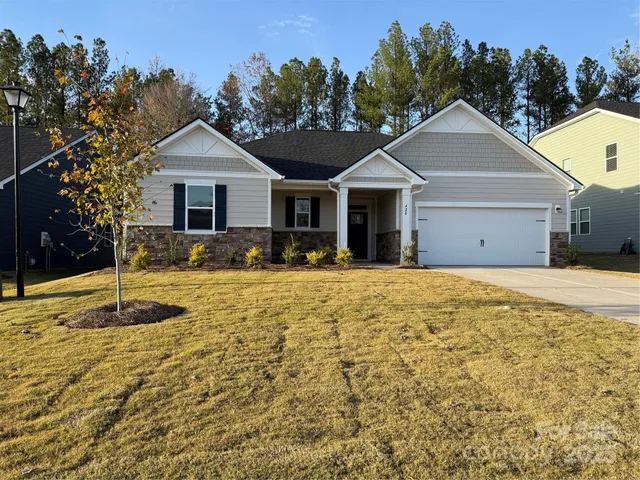 $469,990 | 420 Lancashire Court, Denver, NC 28037