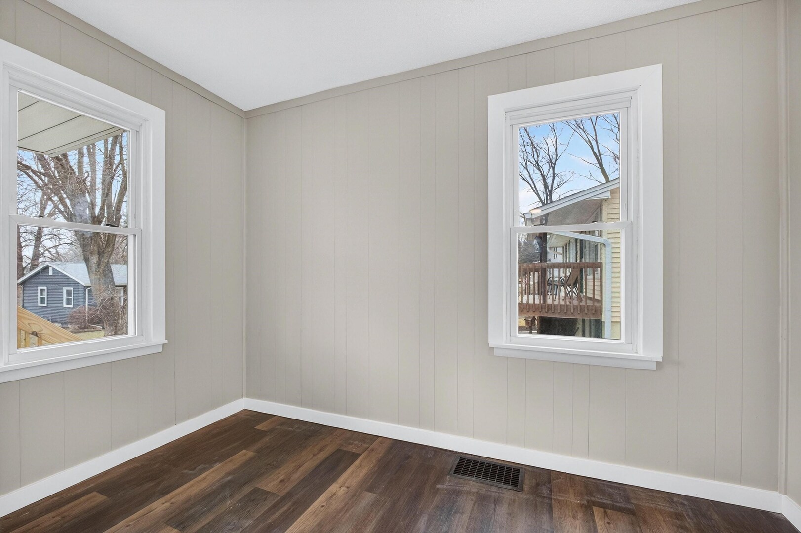 2503 Glenn Street Bettendorf, IA 52722 - Photo 7 of 25
