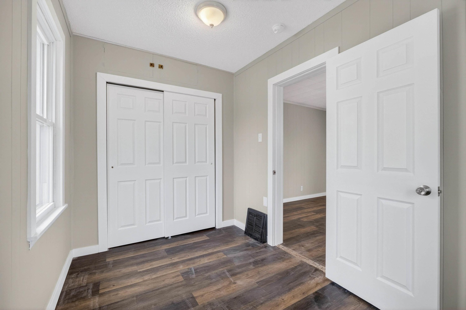 2503 Glenn Street Bettendorf, IA 52722 - Photo 8 of 25