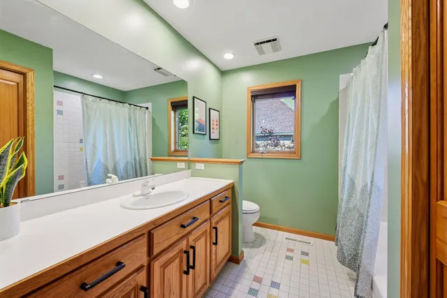 $849,900 | 14709 White Oak Drive, Burnsville, MN 55337