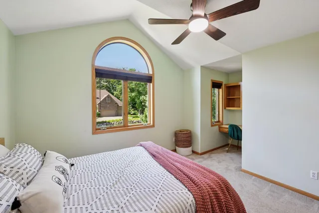 $849,900 | 14709 White Oak Drive, Burnsville, MN 55337