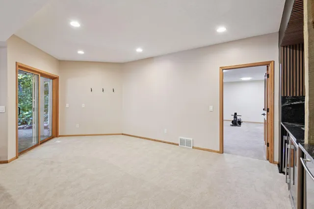 $849,900 | 14709 White Oak Drive, Burnsville, MN 55337