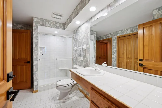 $849,900 | 14709 White Oak Drive, Burnsville, MN 55337