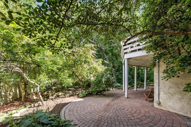 $849,900 | 14709 White Oak Drive, Burnsville, MN 55337