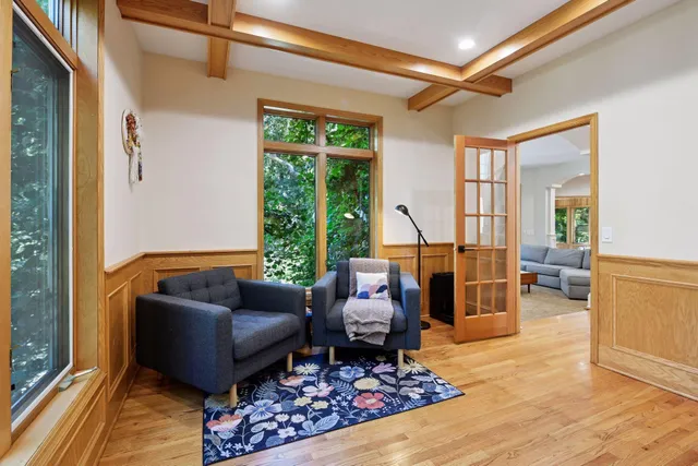 $849,900 | 14709 White Oak Drive, Burnsville, MN 55337