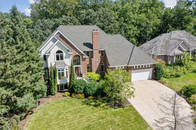 $849,900 | 14709 White Oak Drive, Burnsville, MN 55337