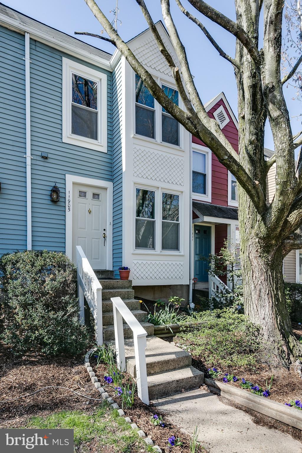 11905 Crosswind Court Reston, VA 20194 - Photo 2 of 22 Exterior (Front)