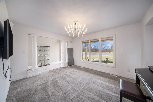 $585,000 | 17 Coronado Drive, Jackson, MI 49201