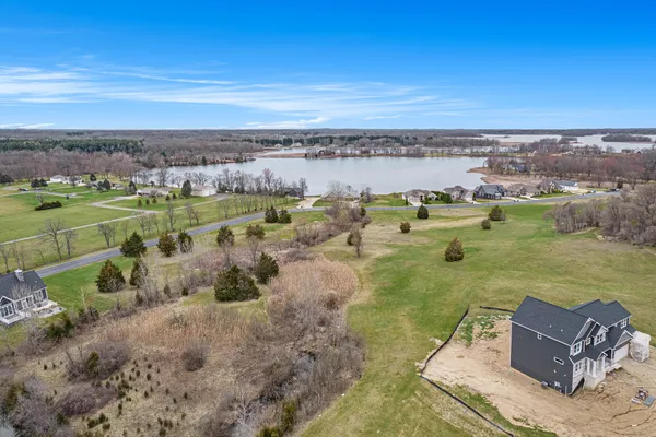 $585,000 | 17 Coronado Drive, Jackson, MI 49201