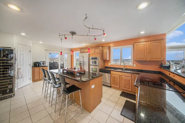 $585,000 | 17 Coronado Drive, Jackson, MI 49201