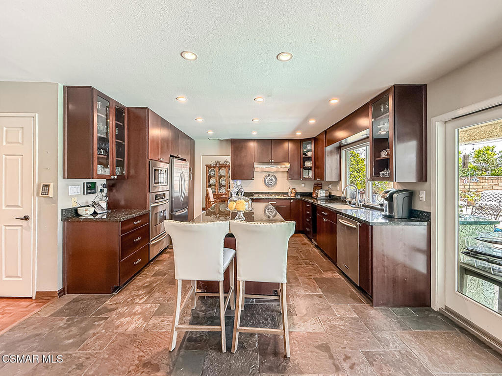 3029 Bianca Circle Simi Valley, CA 93063 - Photo 29 of 72