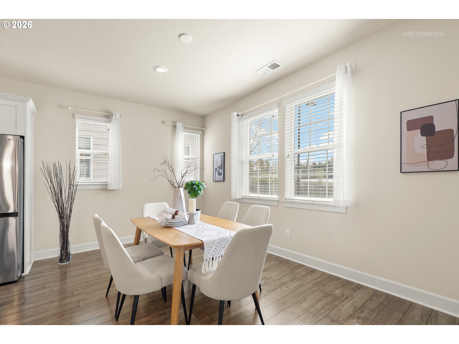 5389 Southeast Davis Road Hillsboro, OR 97123 - Photo 13 of 35 Dining Room