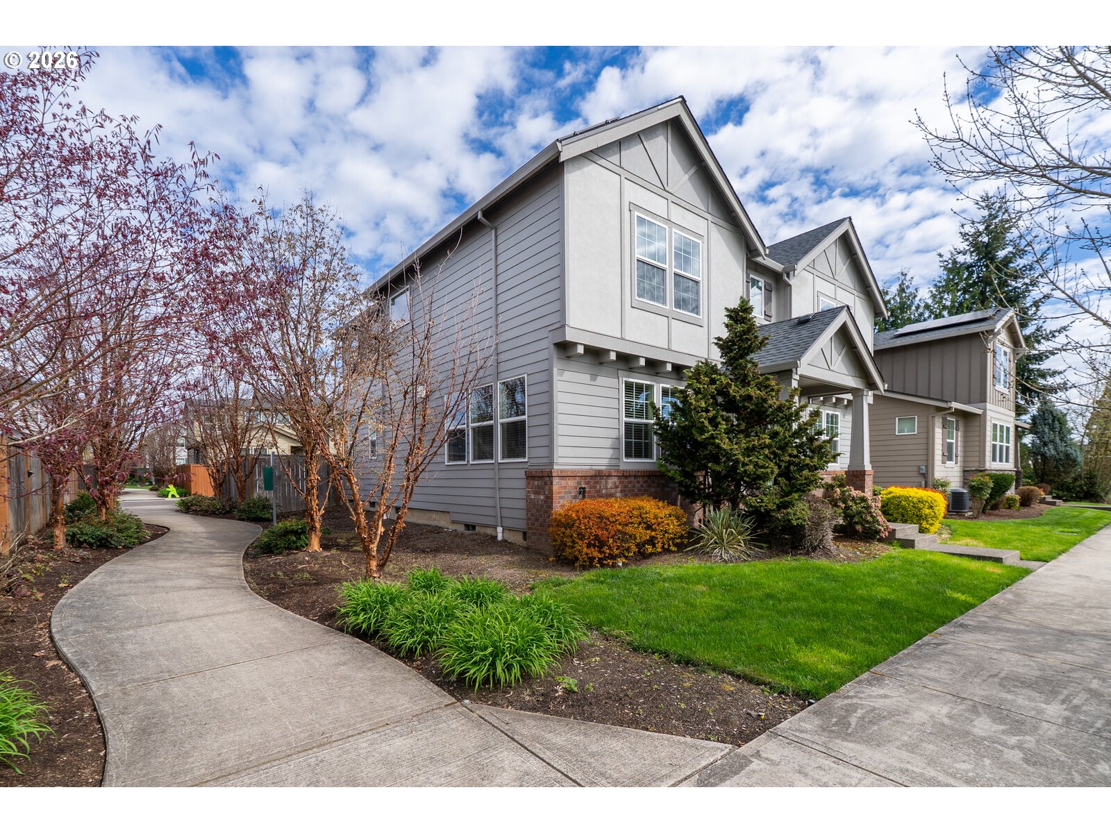 5389 Southeast Davis Road Hillsboro, OR 97123 - Photo 2 of 35 Exterior