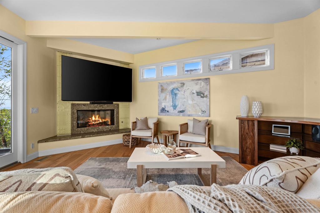 1477 Neptune Avenue Encinitas, CA 92024 - Photo 10 of 40