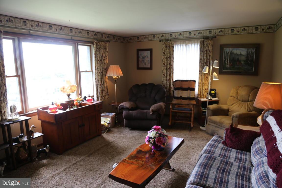 20 Reifsnyder Road Lititz, PA 17543 - Photo 8 of 14