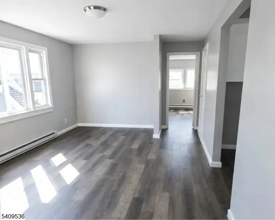 $2,000 | 1066 Mary Street, Elizabeth, NJ 07201