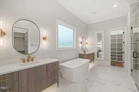 $2,195,000 | 9004 Meadow Pointe Court, Wake Forest, NC 27587