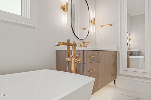 $2,195,000 | 9004 Meadow Pointe Court, Wake Forest, NC 27587