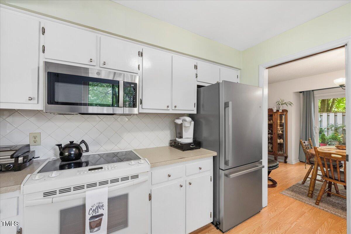 5838 Branchwood Road Raleigh, NC 27609 - Photo 10 of 32 16-42
