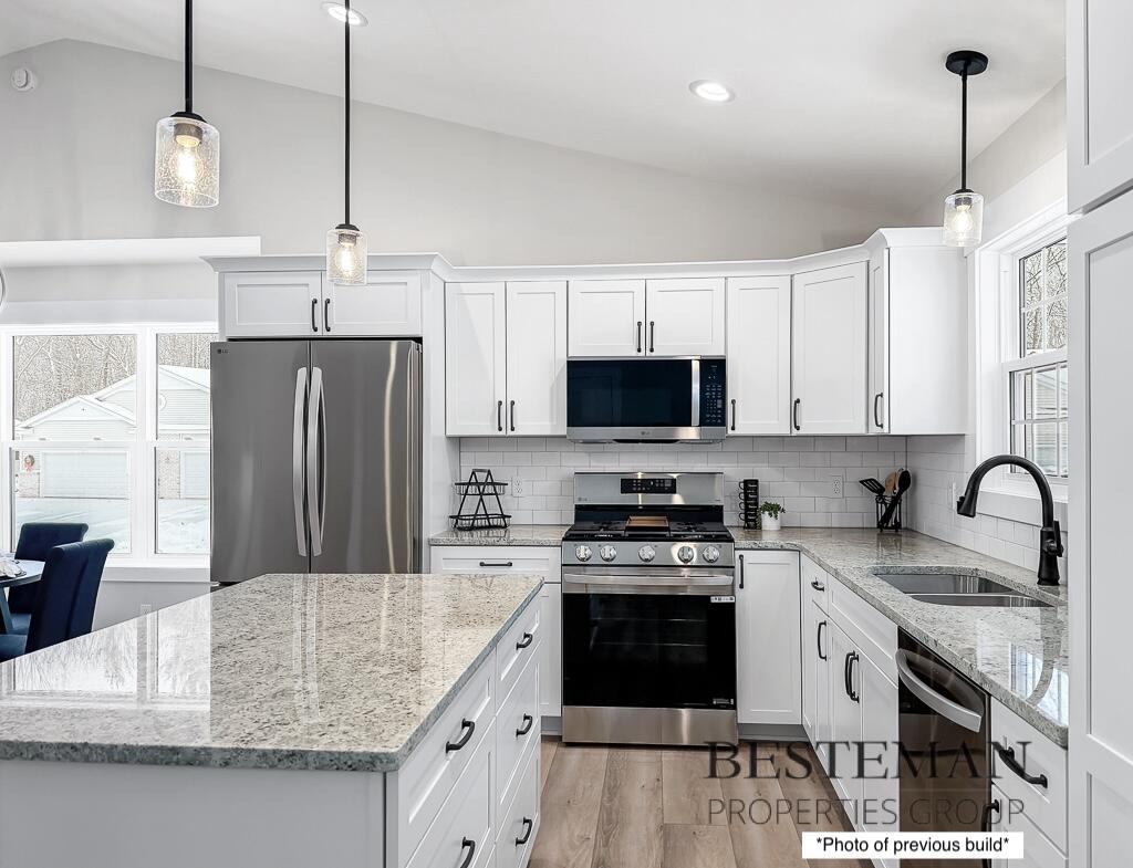 1519 East Addison Way Muskegon, MI 49445 - Photo 15 of 94 1516AddisonWay-9LoRes