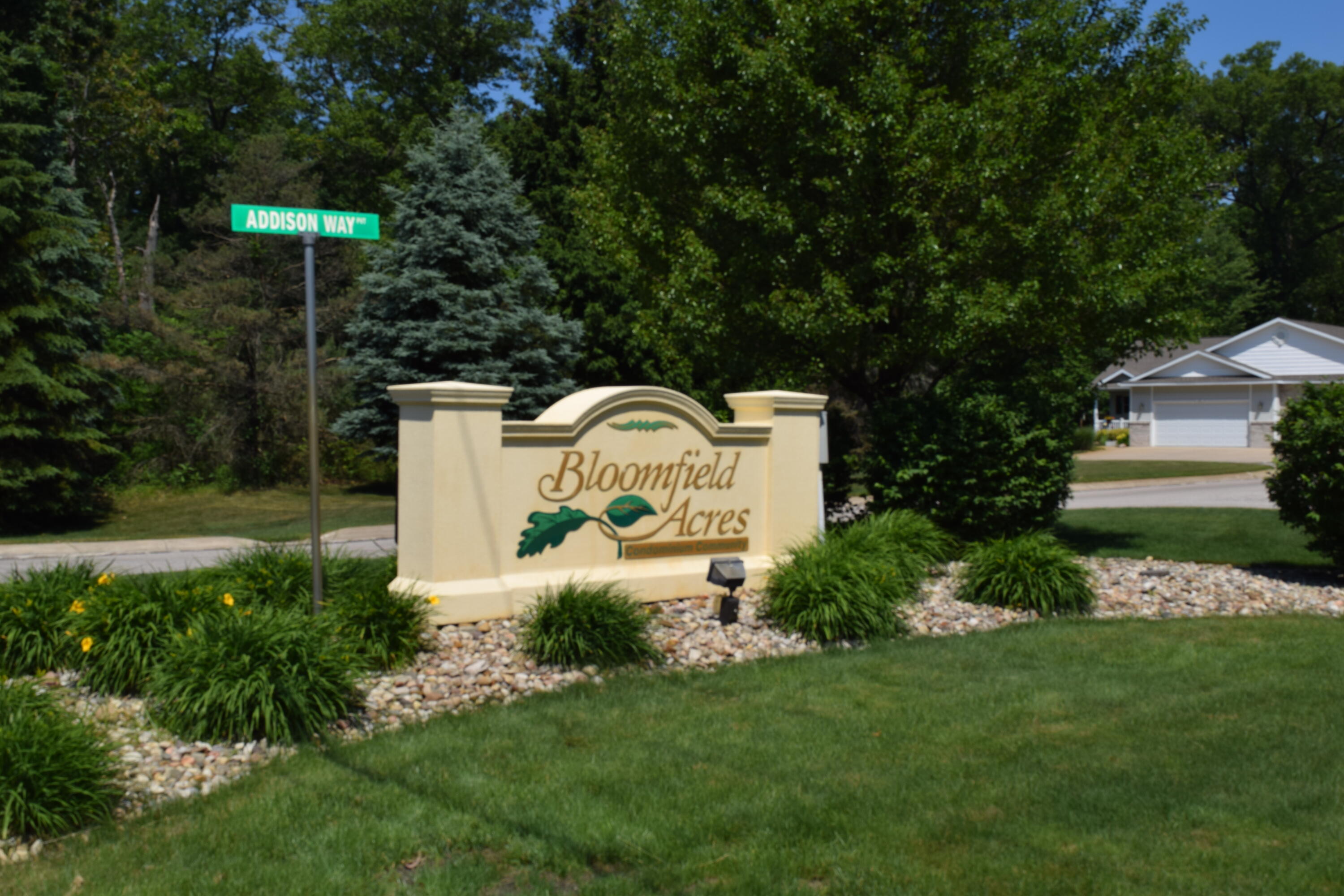 1519 East Addison Way Muskegon, MI 49445 - Photo 3 of 94 Bloomfield Acres Sign