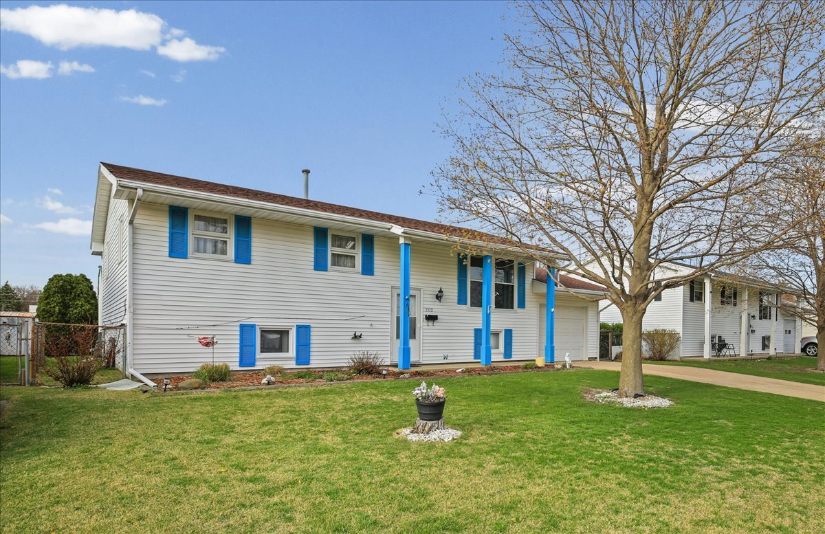 1513 Gates Drive Rantoul, IL 61866 - Photo 2 of 37