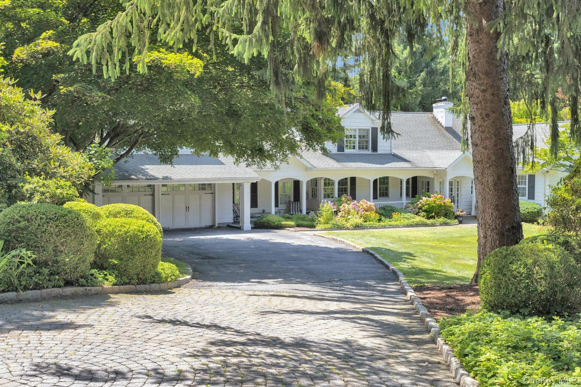 13 Sniffen Road Armonk, NY 10504 - Photo 1 of 36 Welcome home in Armonk!