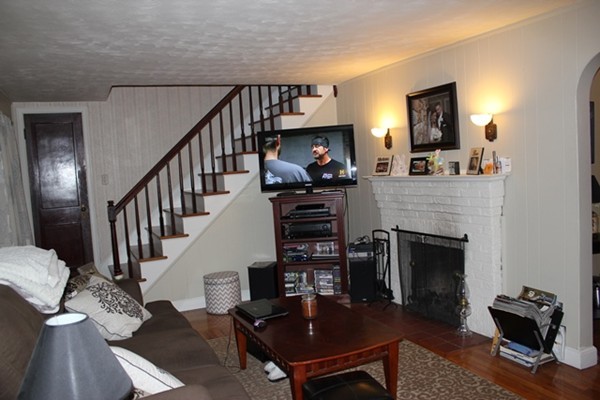 12 Fairhaven Road Worcester, MA 01606 - Photo 2 of 14 Gallery Image 2