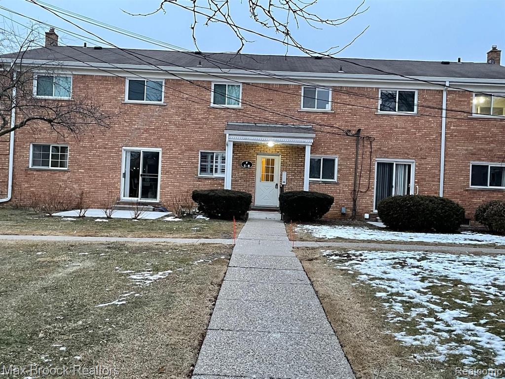 801 West Long Lake Road, Unit 7 Bloomfield Hills, MI 48302 - Photo 2 of 14