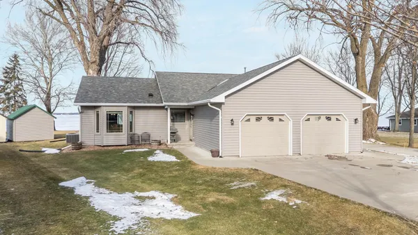 $829,900 | 9302 Blanco Road, Winneconne, WI 54986