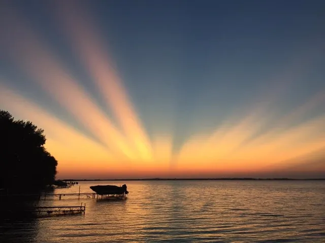 $879,900 | 9302 Blanco Road, Winneconne, WI 54986